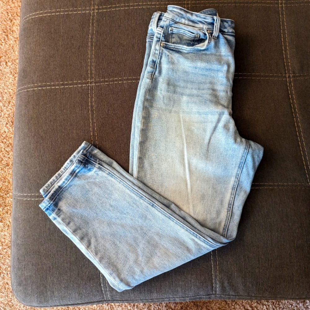 Super High Rise Mom Jean, Light wash, cropped length